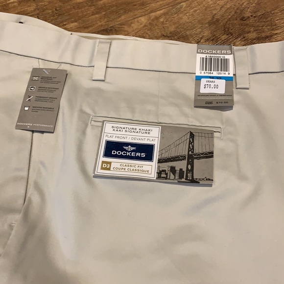 Dockers Classic Fit Signature khakis - Picture 2 of 11